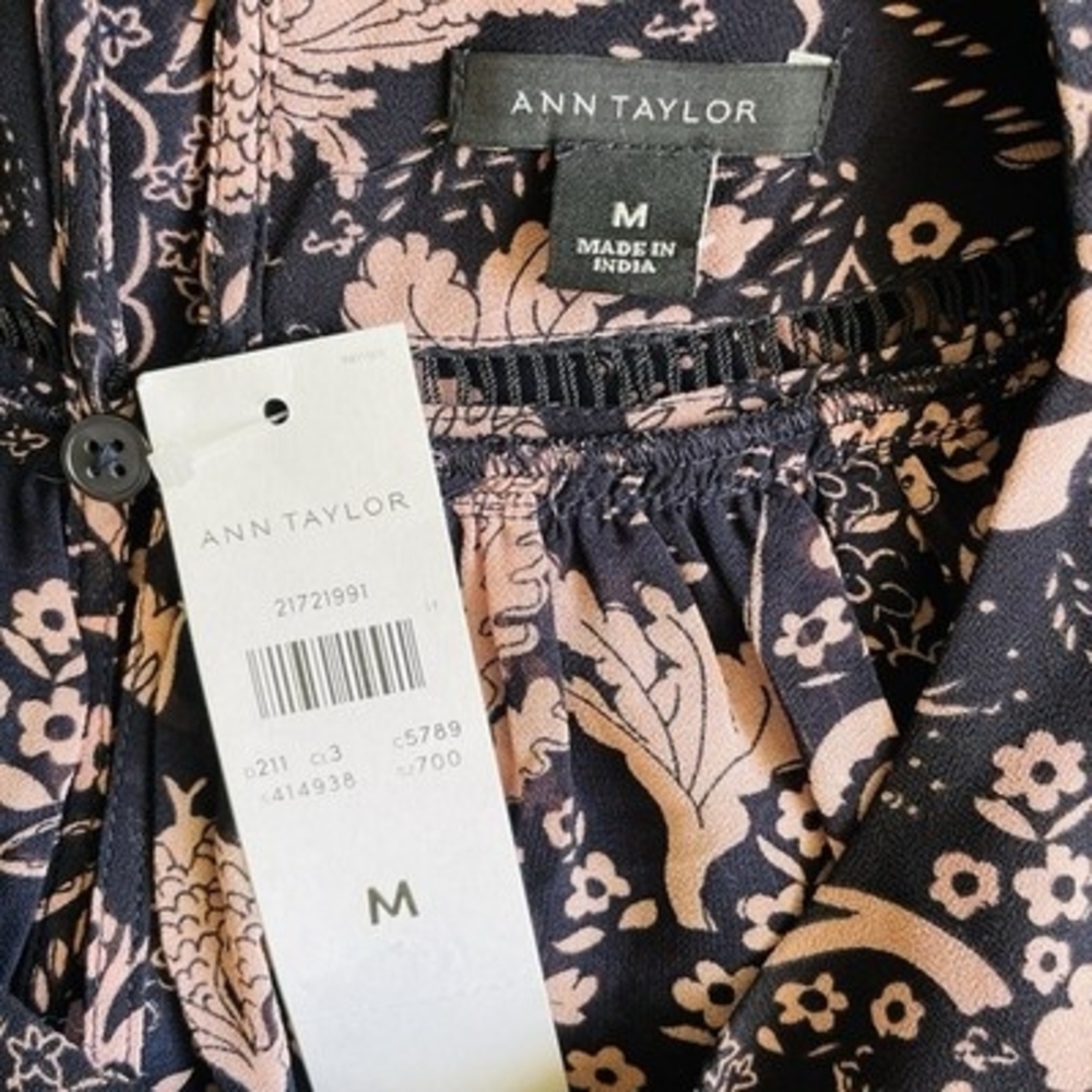 Ann Taylor Navy Blue Pink Floral Popover Blouse Size M Sheer Peasant Eyelet Top - Picture 6 of 8